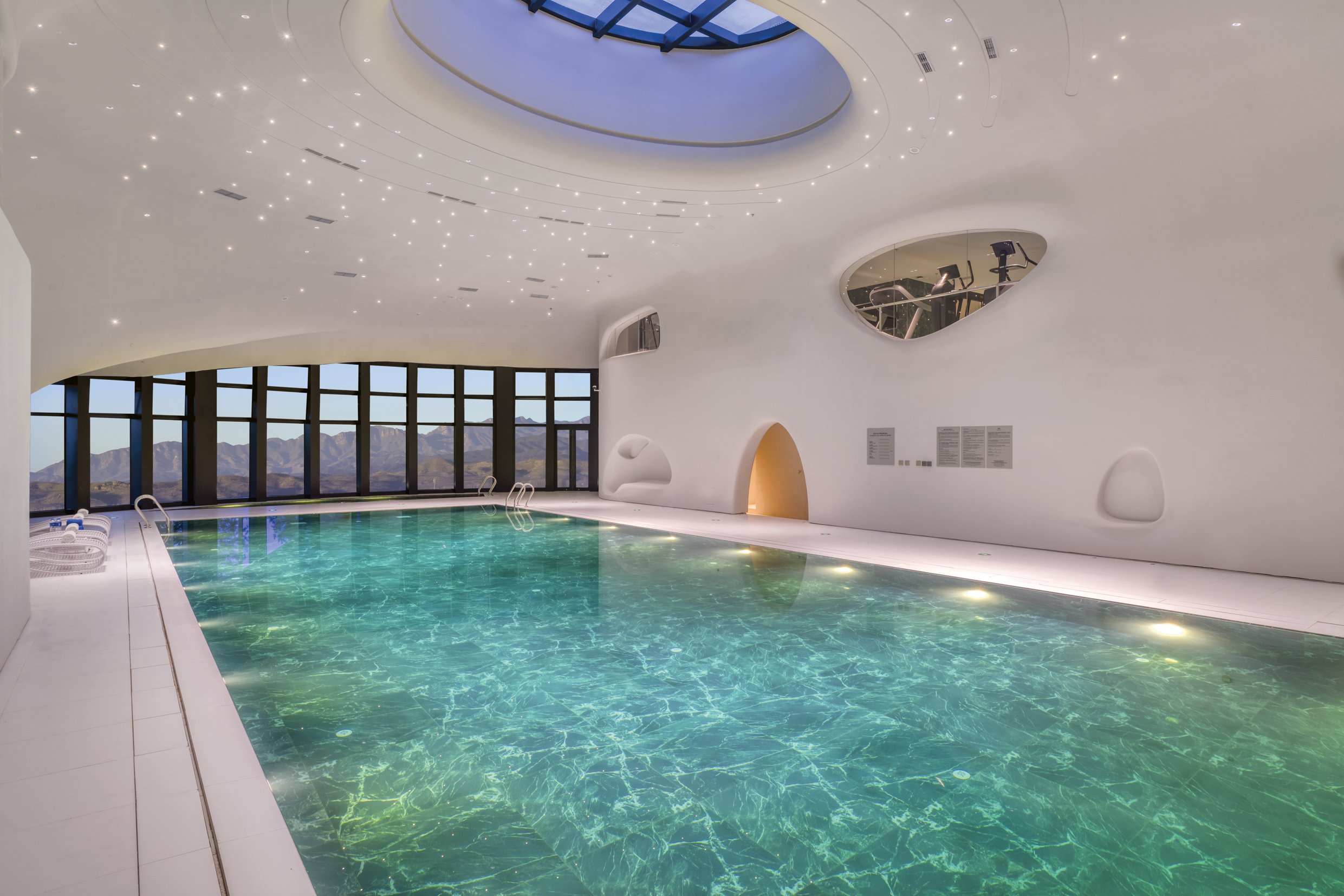 Crowne Plaza Zunhua Hot Spring Town 30/71