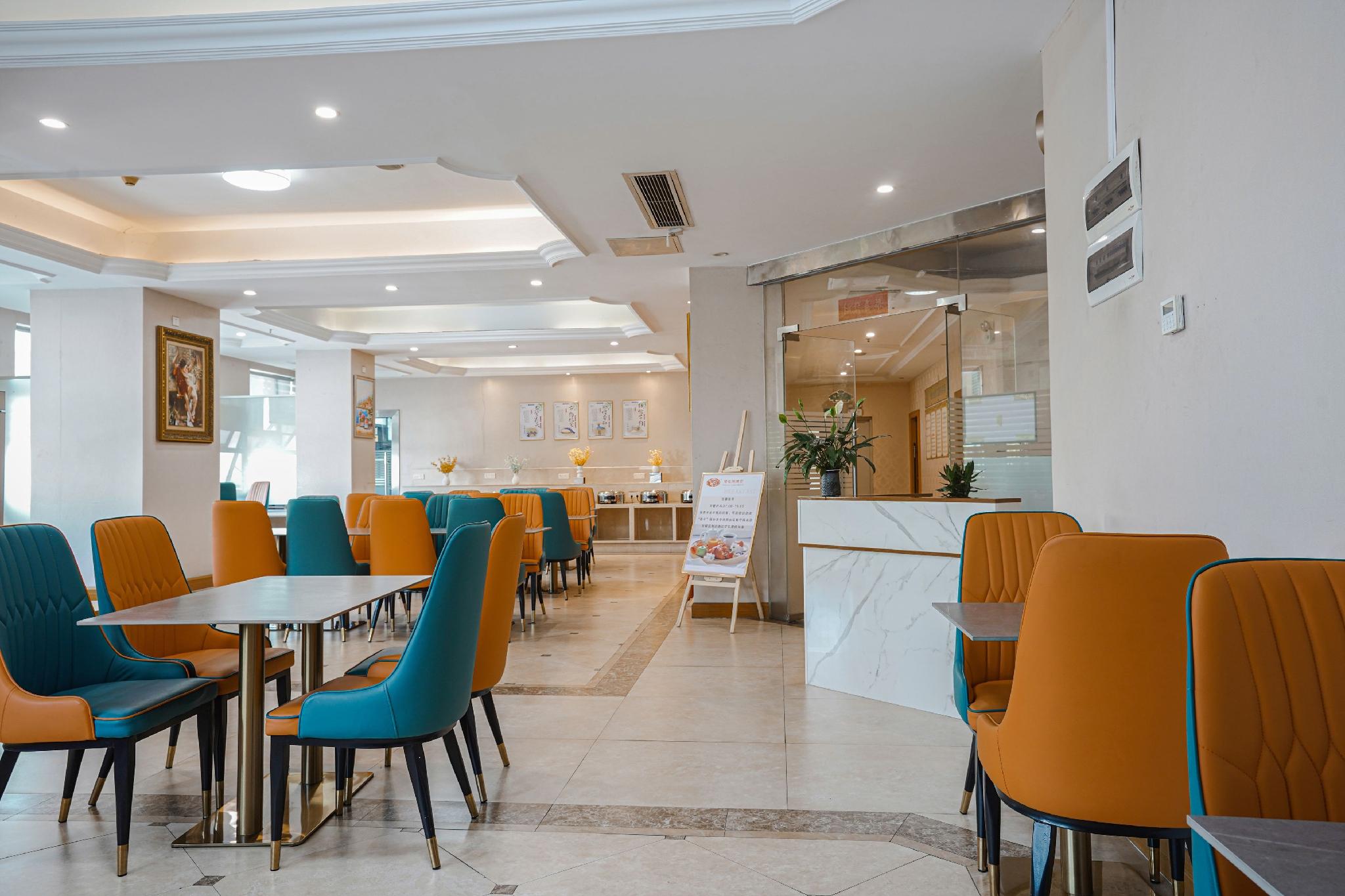 Vienna Hotel (Dongguan Tangxia Lincun Square) 35/39