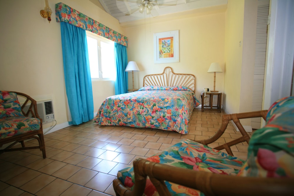 TIMOTHY BEACH RESORT 36/50