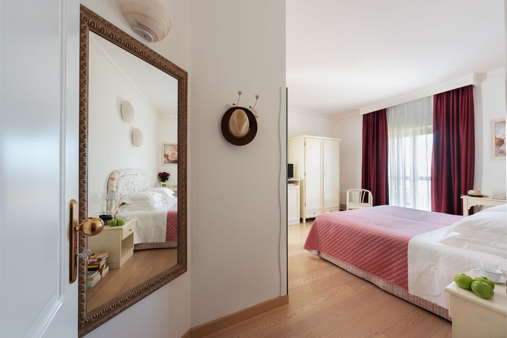 Hotel Corsignano 15/72