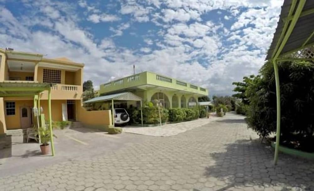 La Cayenna Hôtel Et Restaurant 22/39