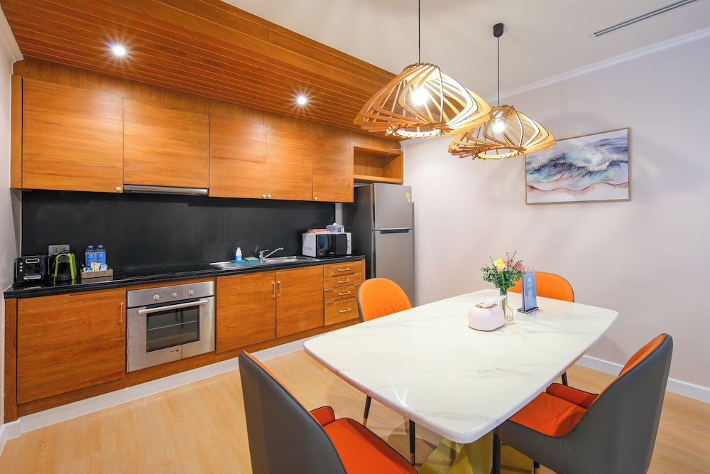 THE KIRI VILLAS RESORT 48/69
