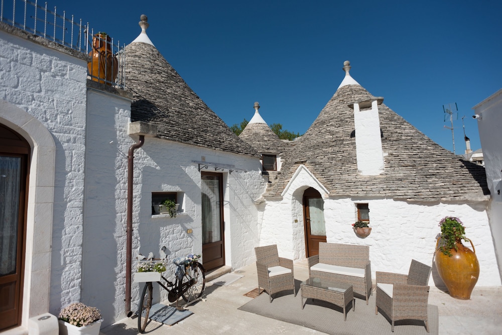 Romantic Trulli 15/23