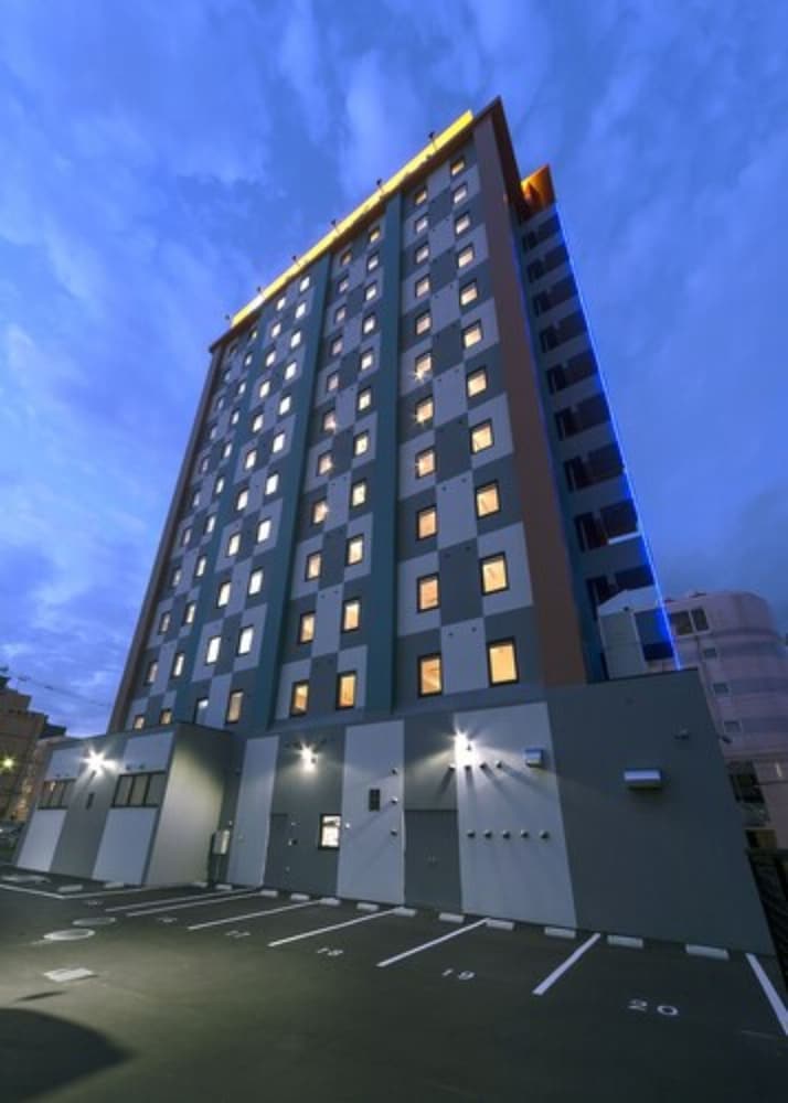 Queen's Hotel Chitose 2/58