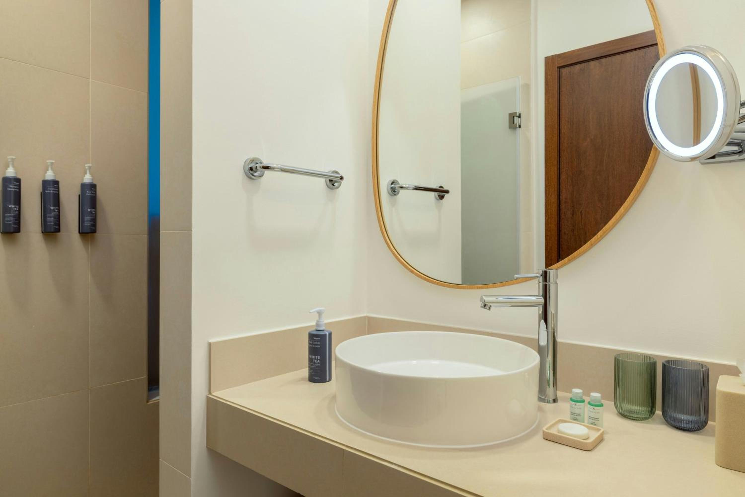 Junior Suite, King Bed, Sea View, Balcony, The Westin Salgados Beach Resort, Algarve 6/10
