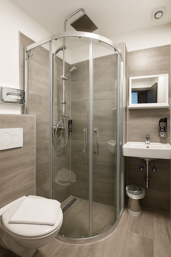 City Hotel Storch 54/59
