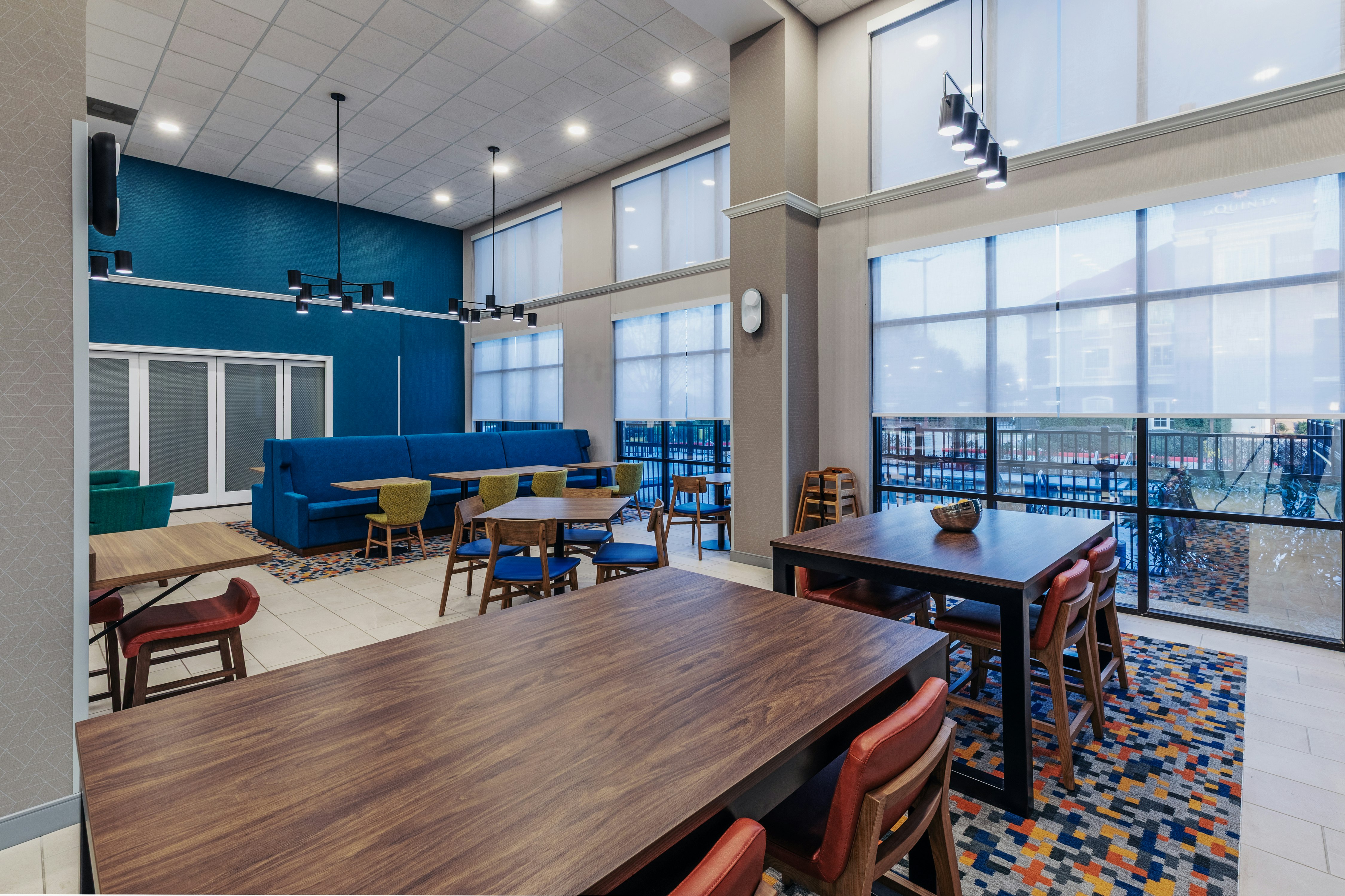 Hampton Inn & Suites Tomball Houston NW 52/86