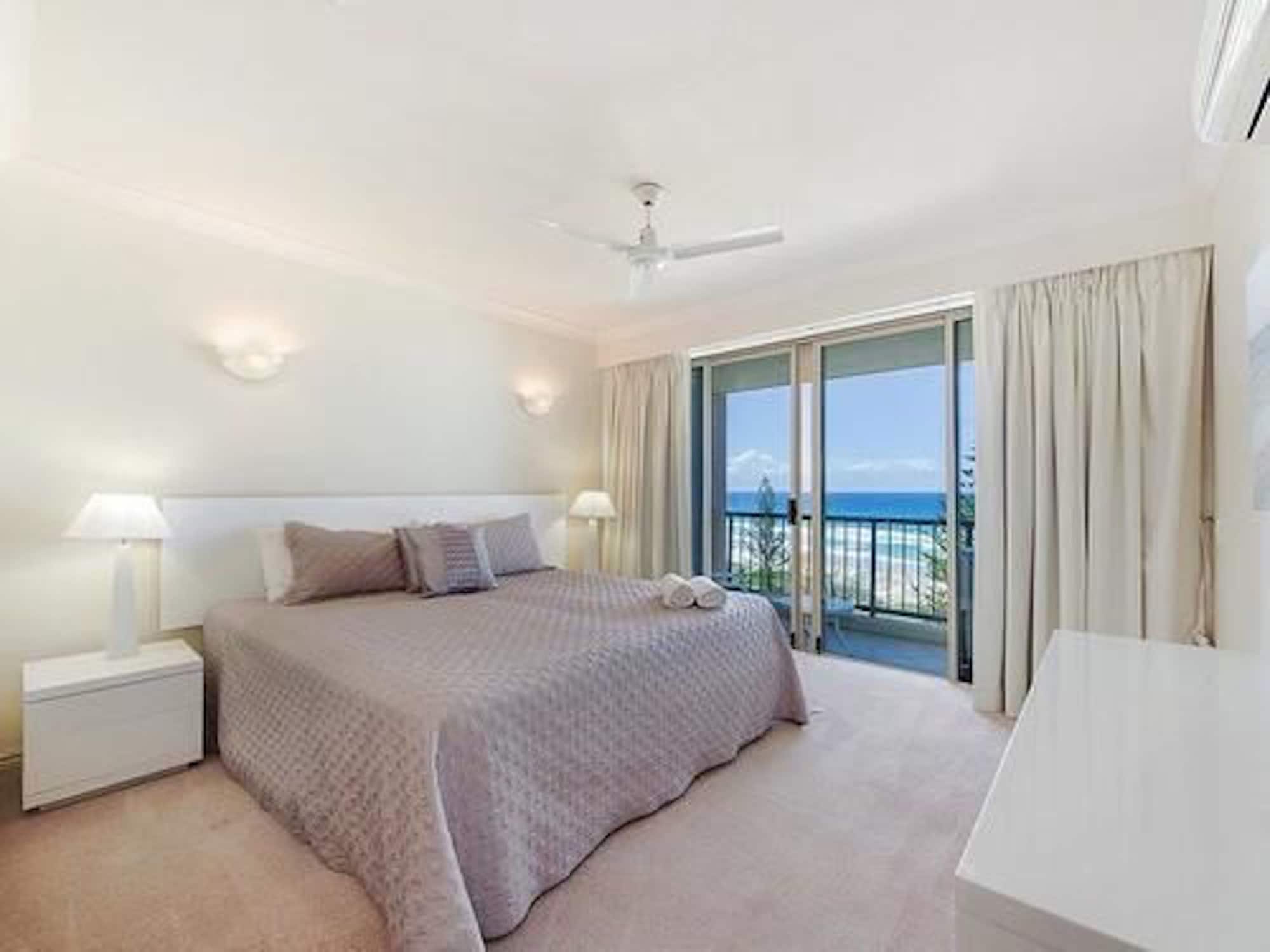 2 BEDROOMS, APARTMENT, OCEAN FRONT