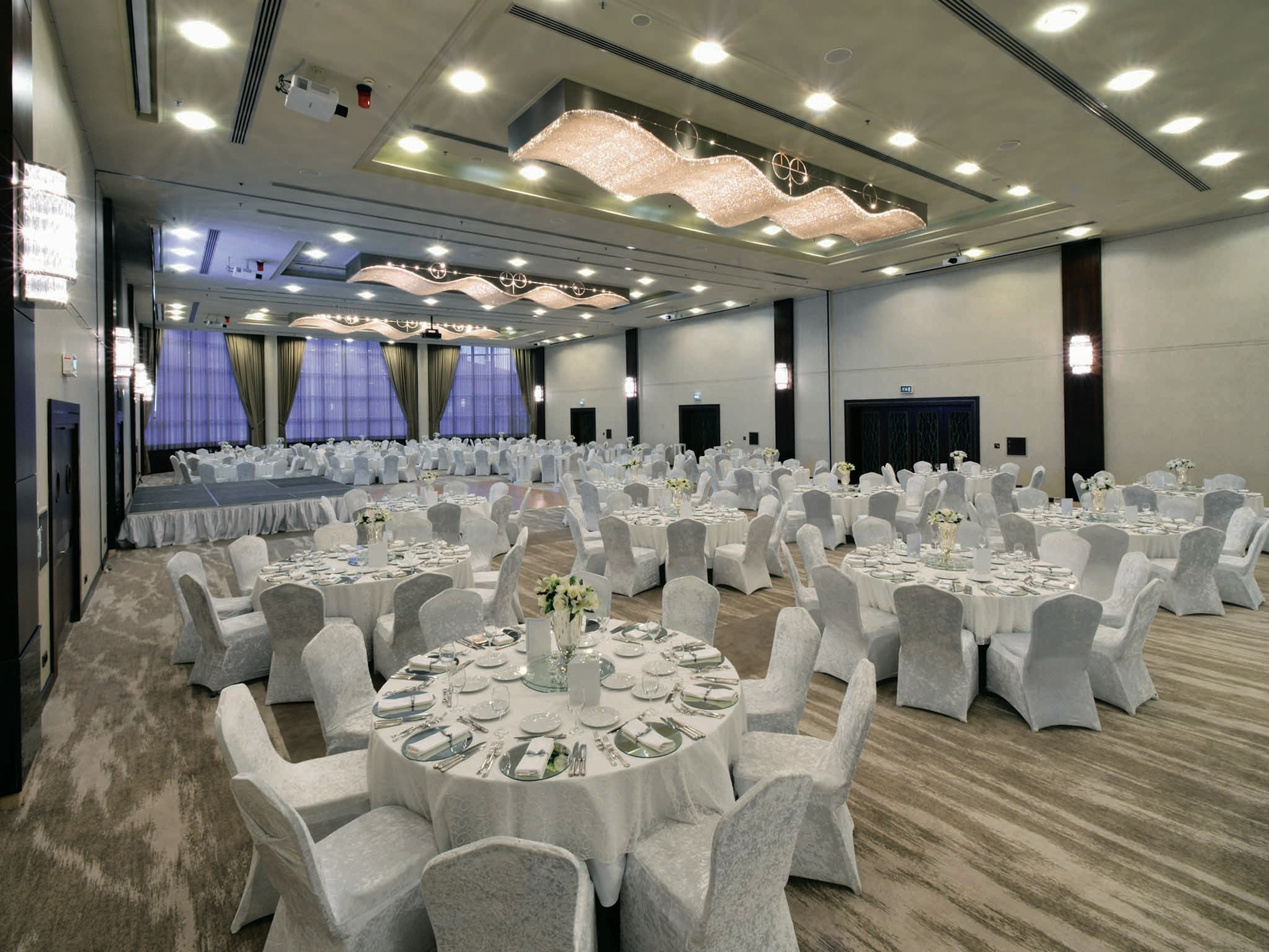 Ankara Hilton SA 45/50