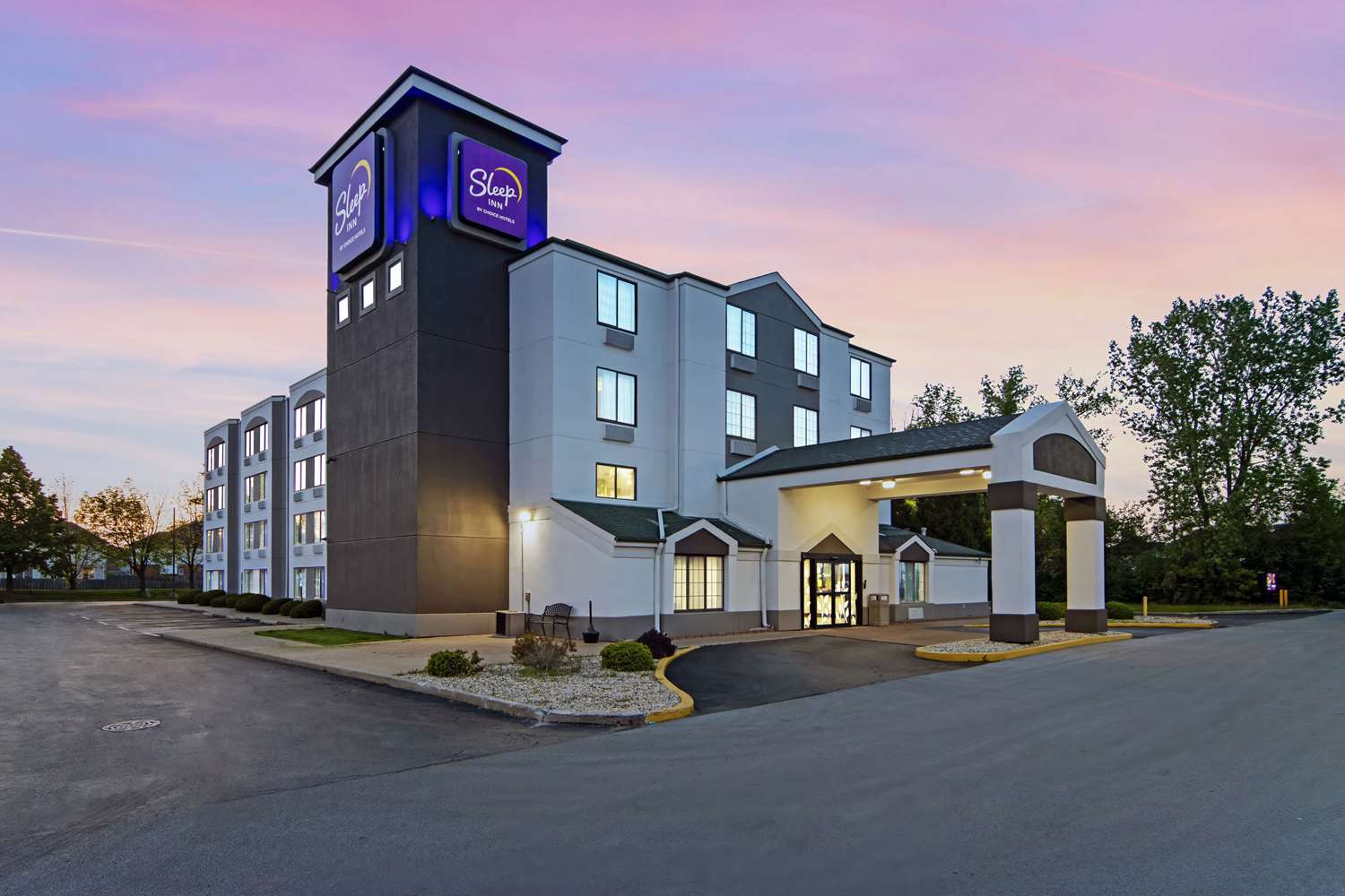 Sleep Inn near I-80 and I-94 3/27