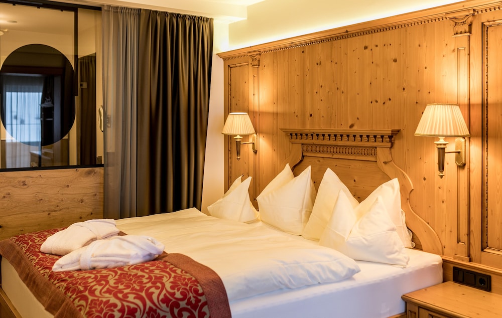Traumhotel Alpina 13/49