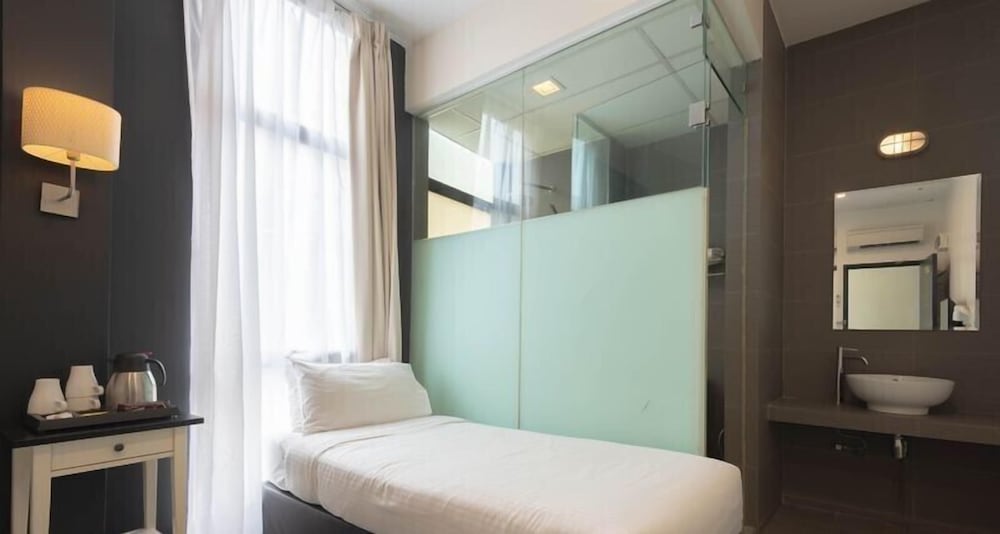 Ceria Hotel Bukit Bintang 67/68