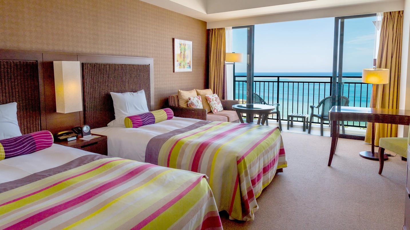 Club, Premier, Twin Beds, Ocean Front