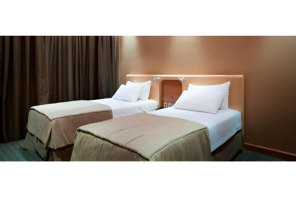 Crystal, Suite, King Bed
