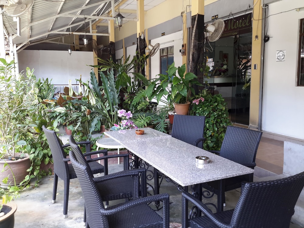 Rasa Motel 38/50
