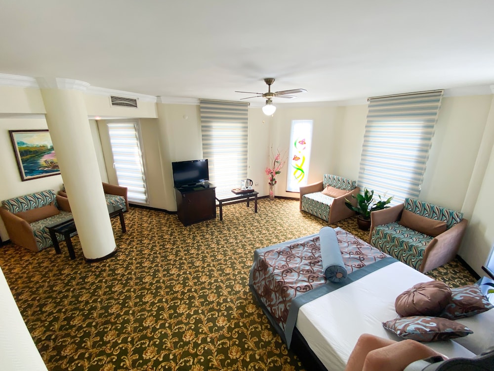 Omur Hotel 26/50