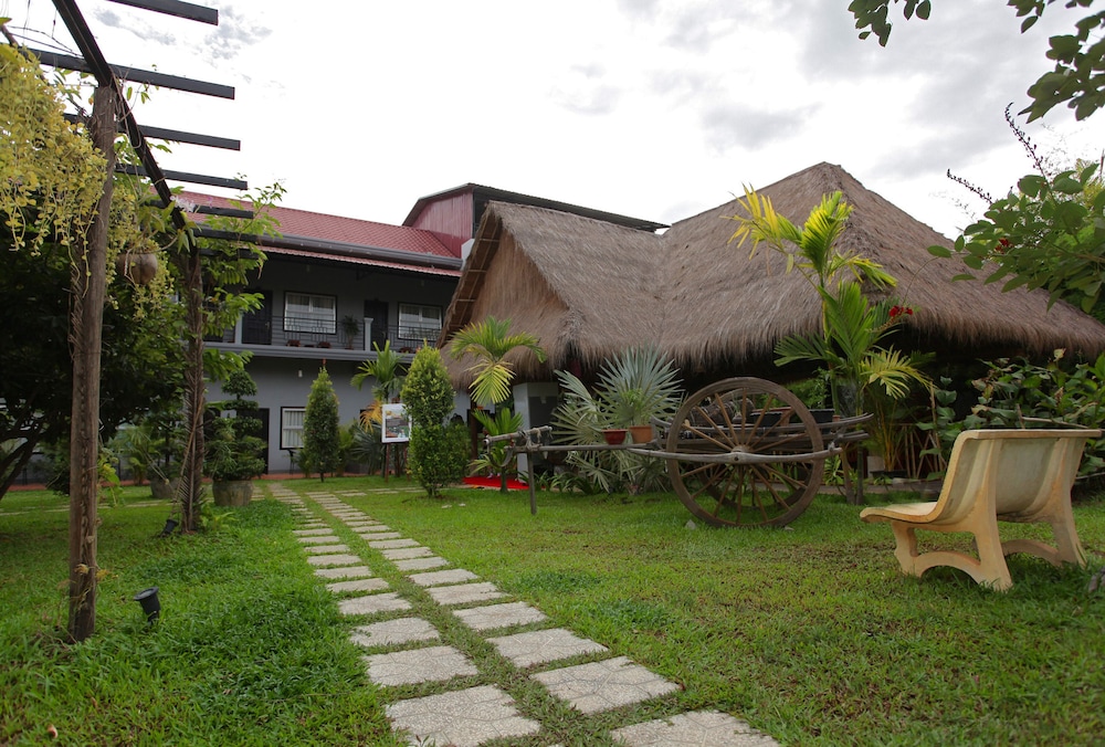 Reveal Angkor Boutique Hotel 60/66