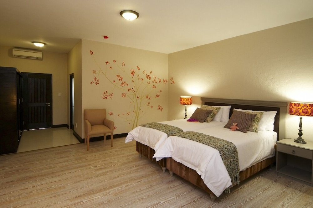Sandton Lodge Rivonia 15/59