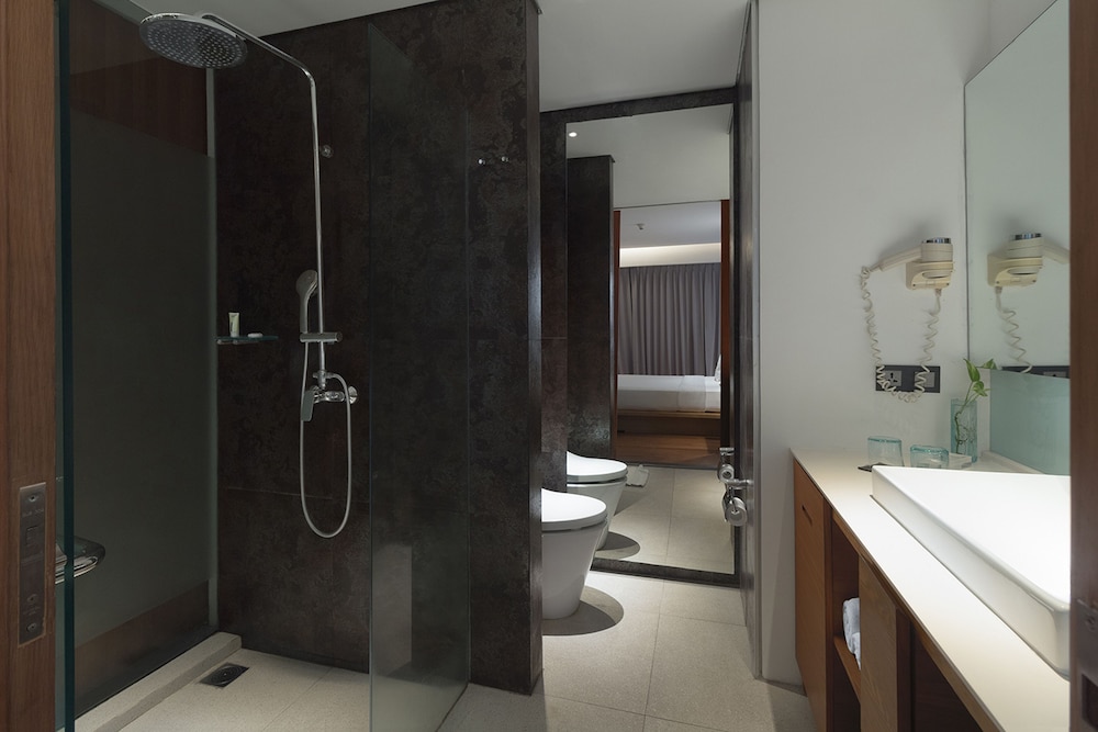 The Haven Bali Seminyak 50/50