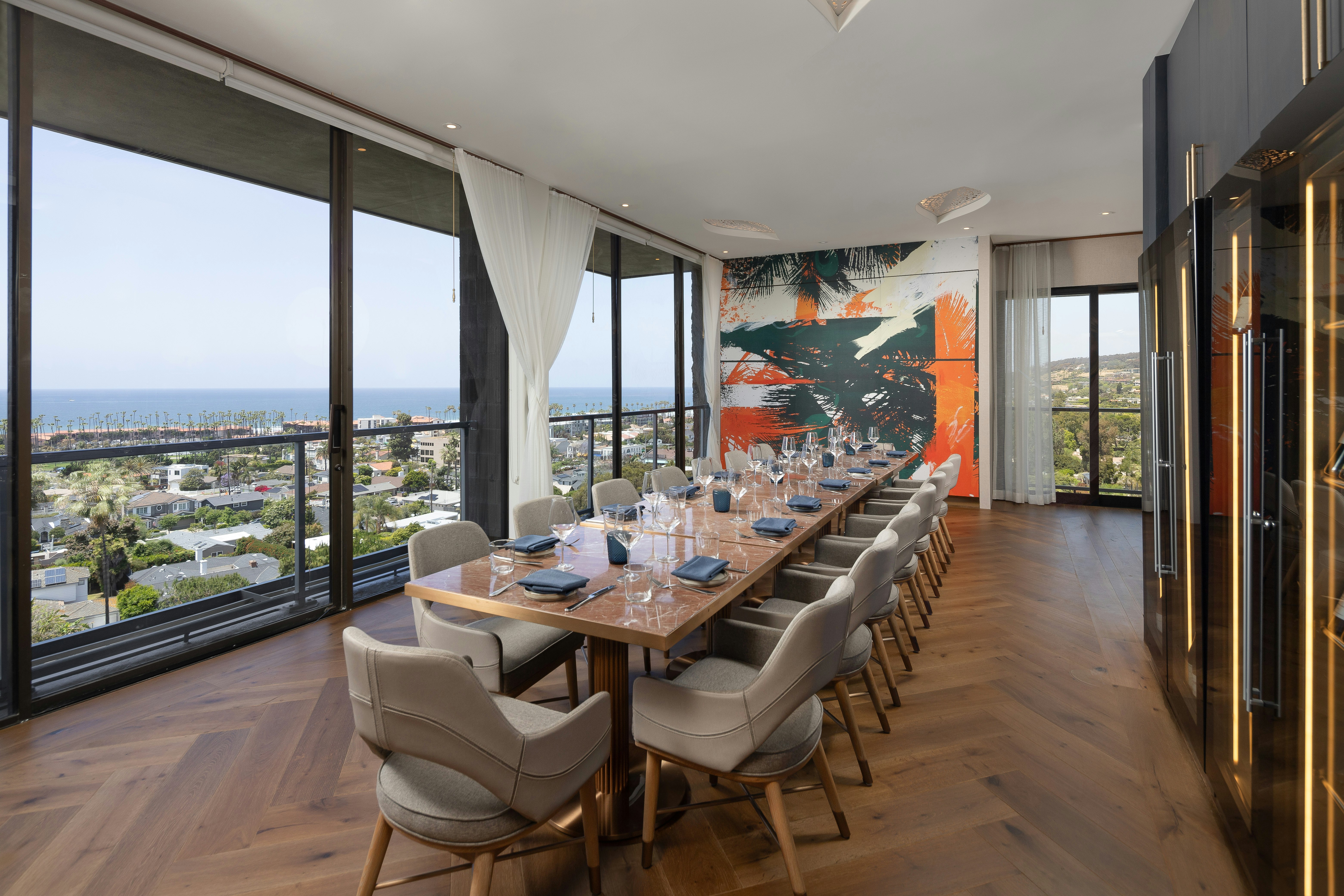 Hotel La Jolla Curio Collection By Hilton 32/42
