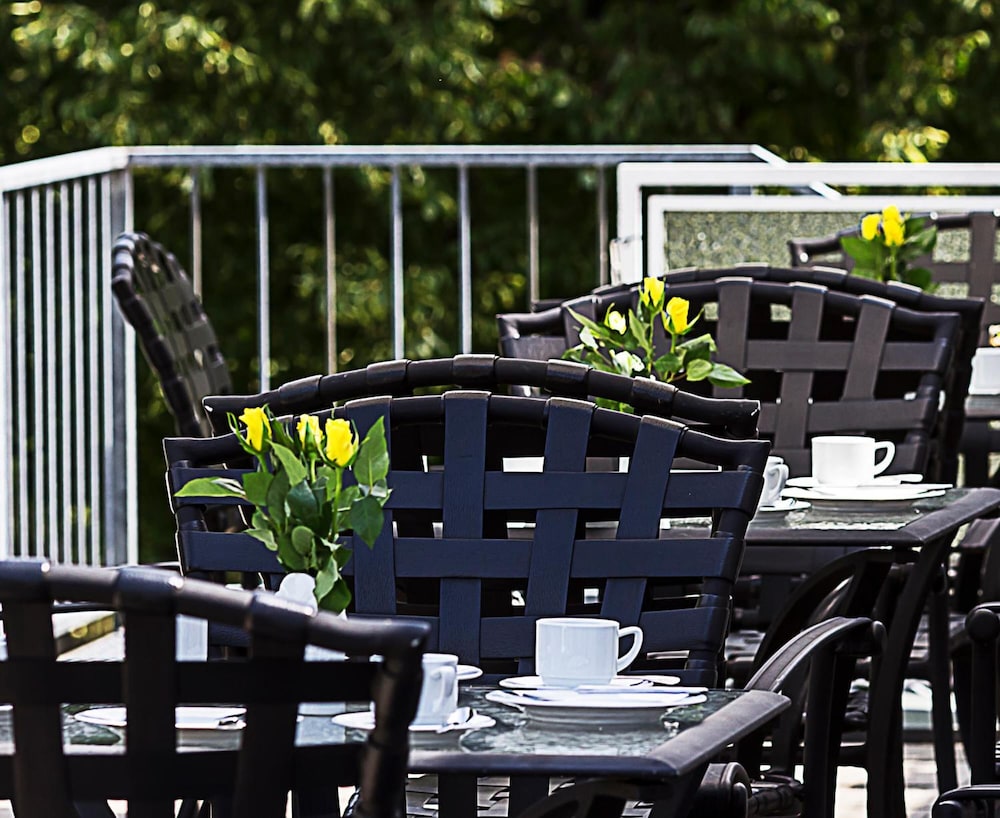 Hotel Blutenburg 40/50