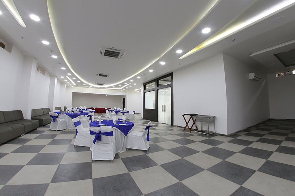 Hotel Rg Inn 30/35
