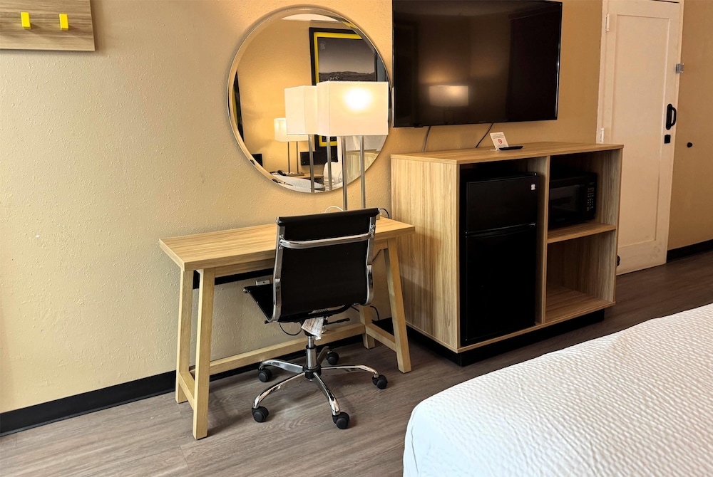 Super 8 by Wyndham Corpus Christi Airport 41/51