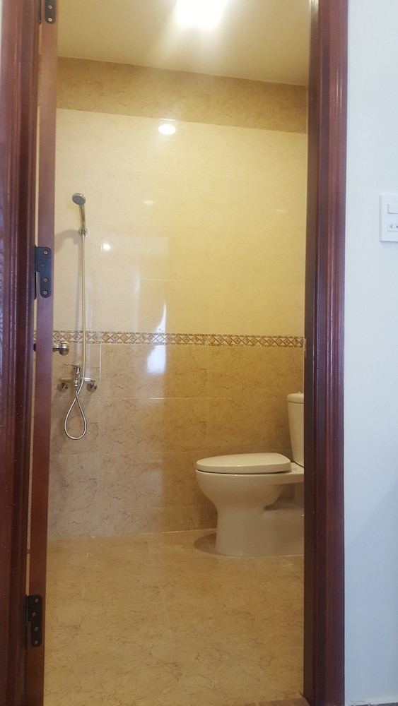 Nam Xuan Premium Hotel 40/68