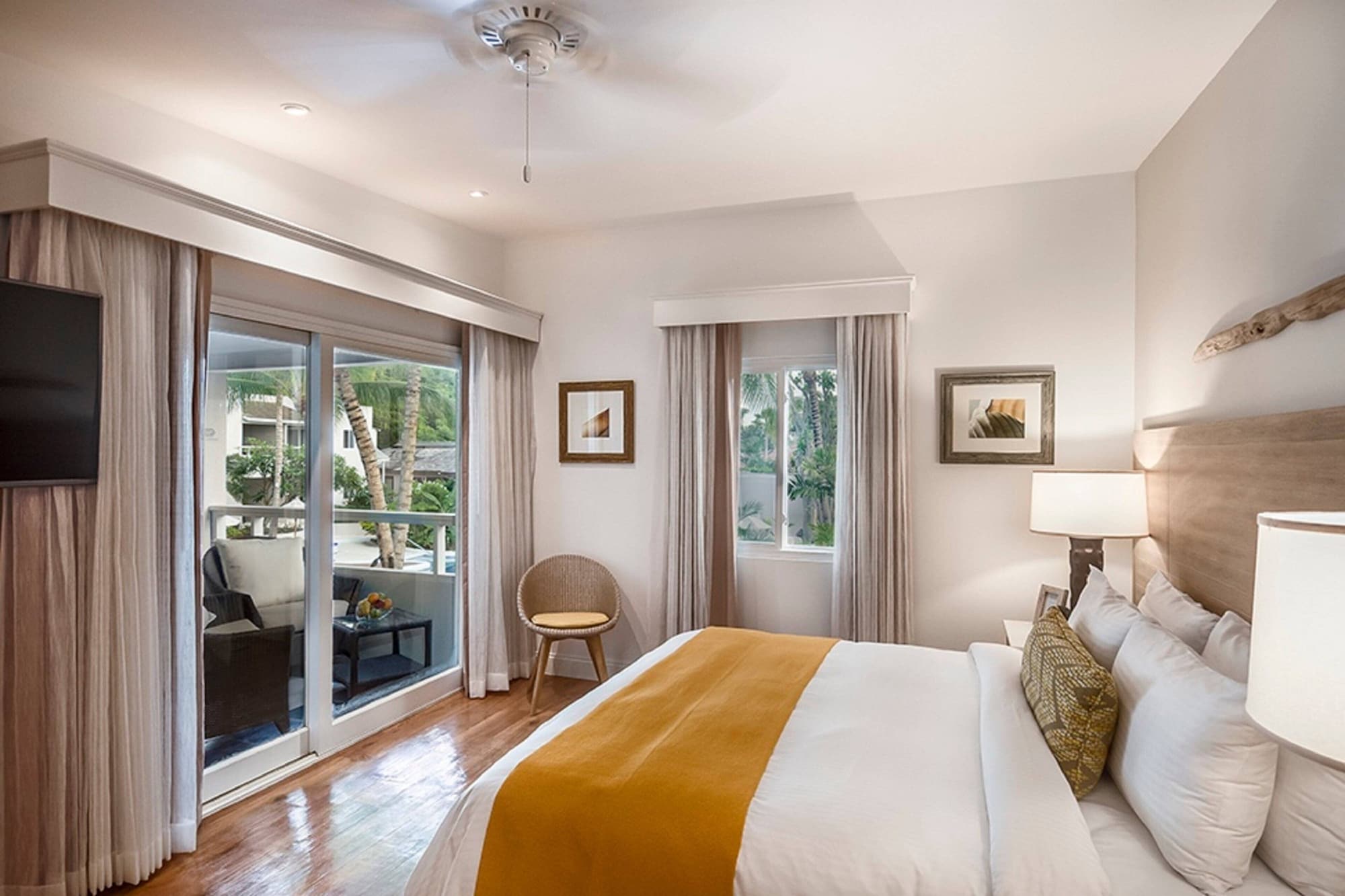 Spa, Guest Room, King Bed, Pool View, Adult Only