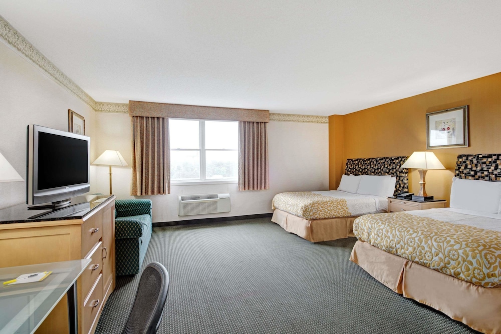 Days Hotel & Conference Center - Methuen 17/32