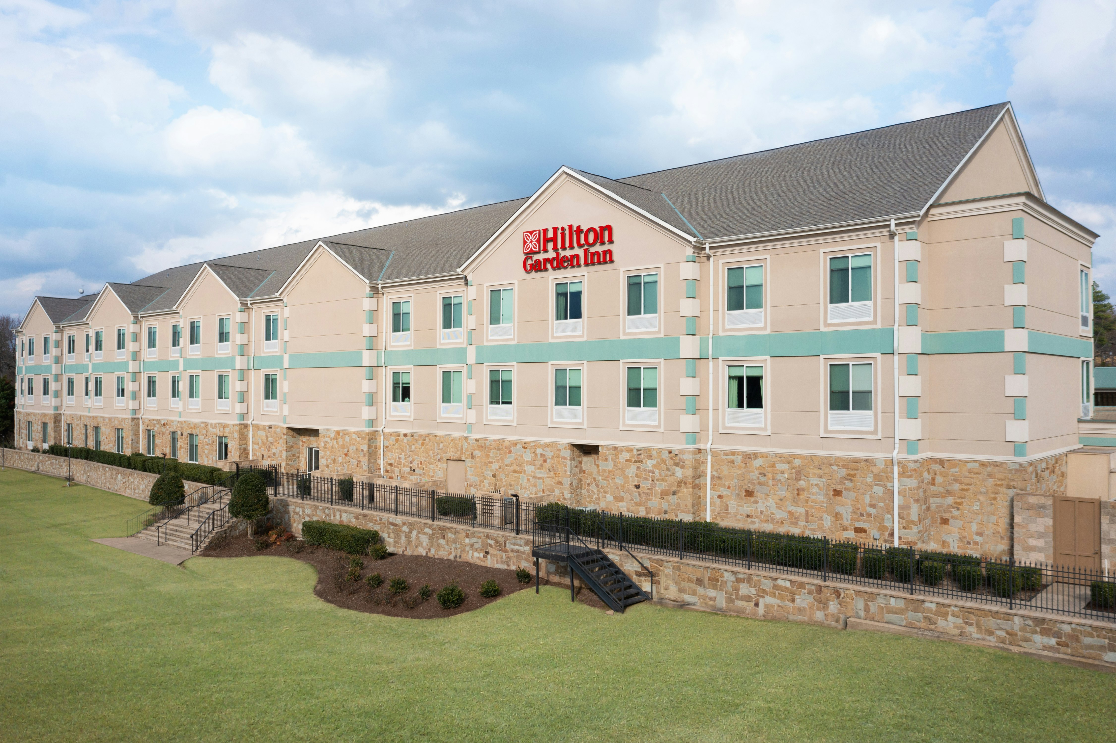 Hilton Garden Inn Tyler 68/70