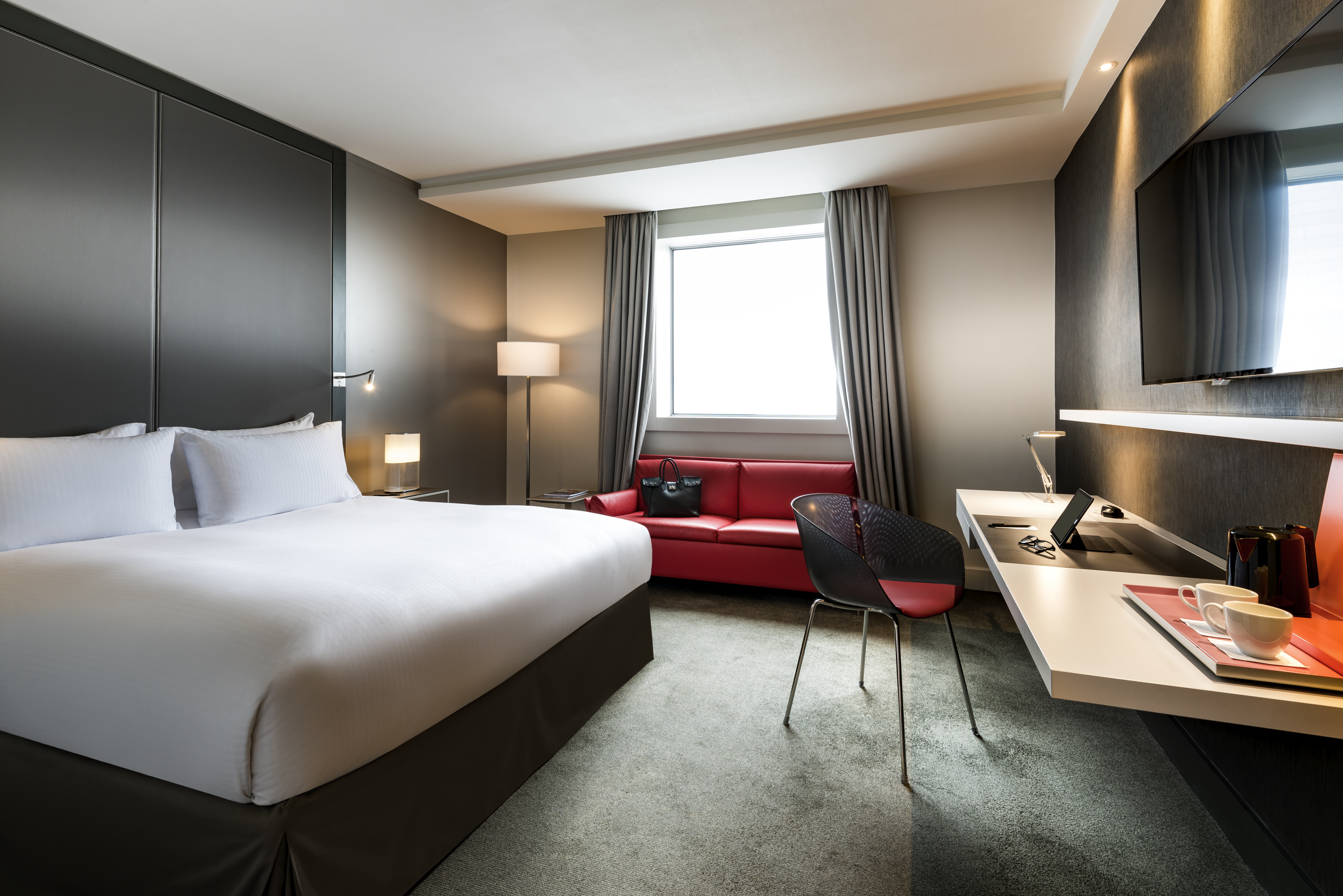 CONNECTING, FAMILY, KING AND TWIN BEDS