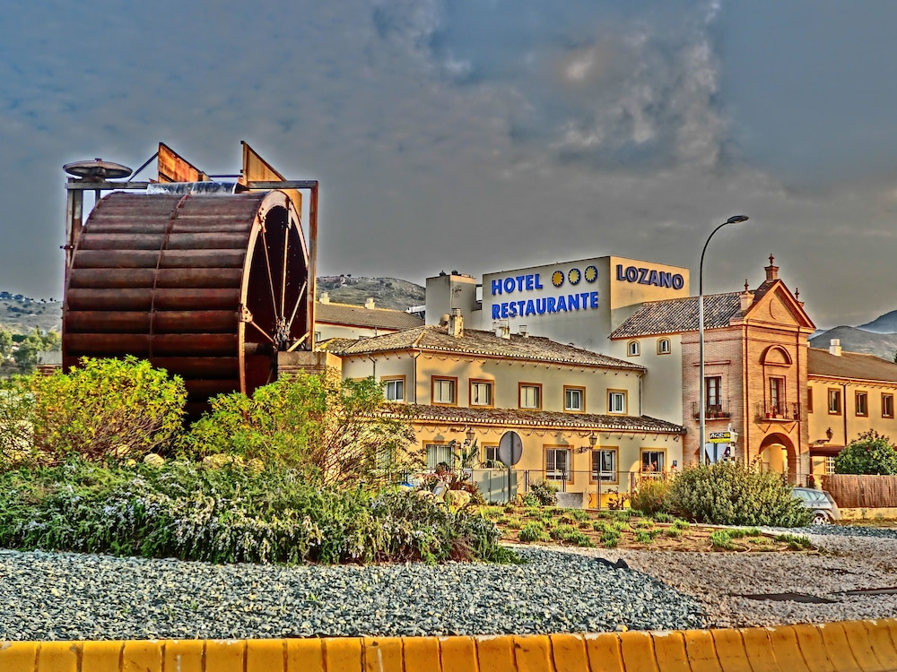 Hotel Lozano 3/24