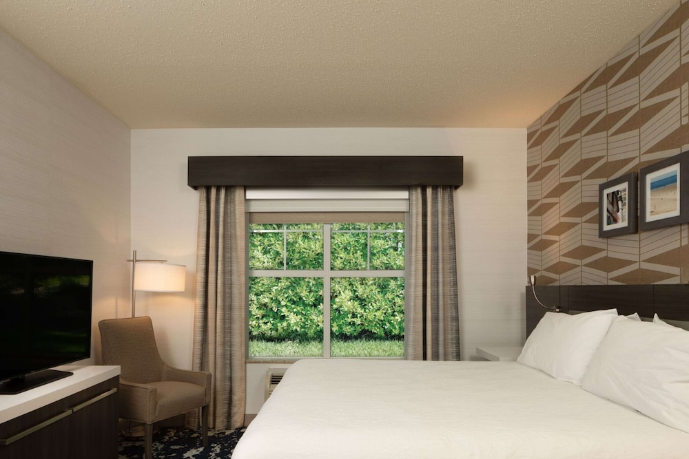 Hilton Garden Inn Freeport Downtown Me 23/62