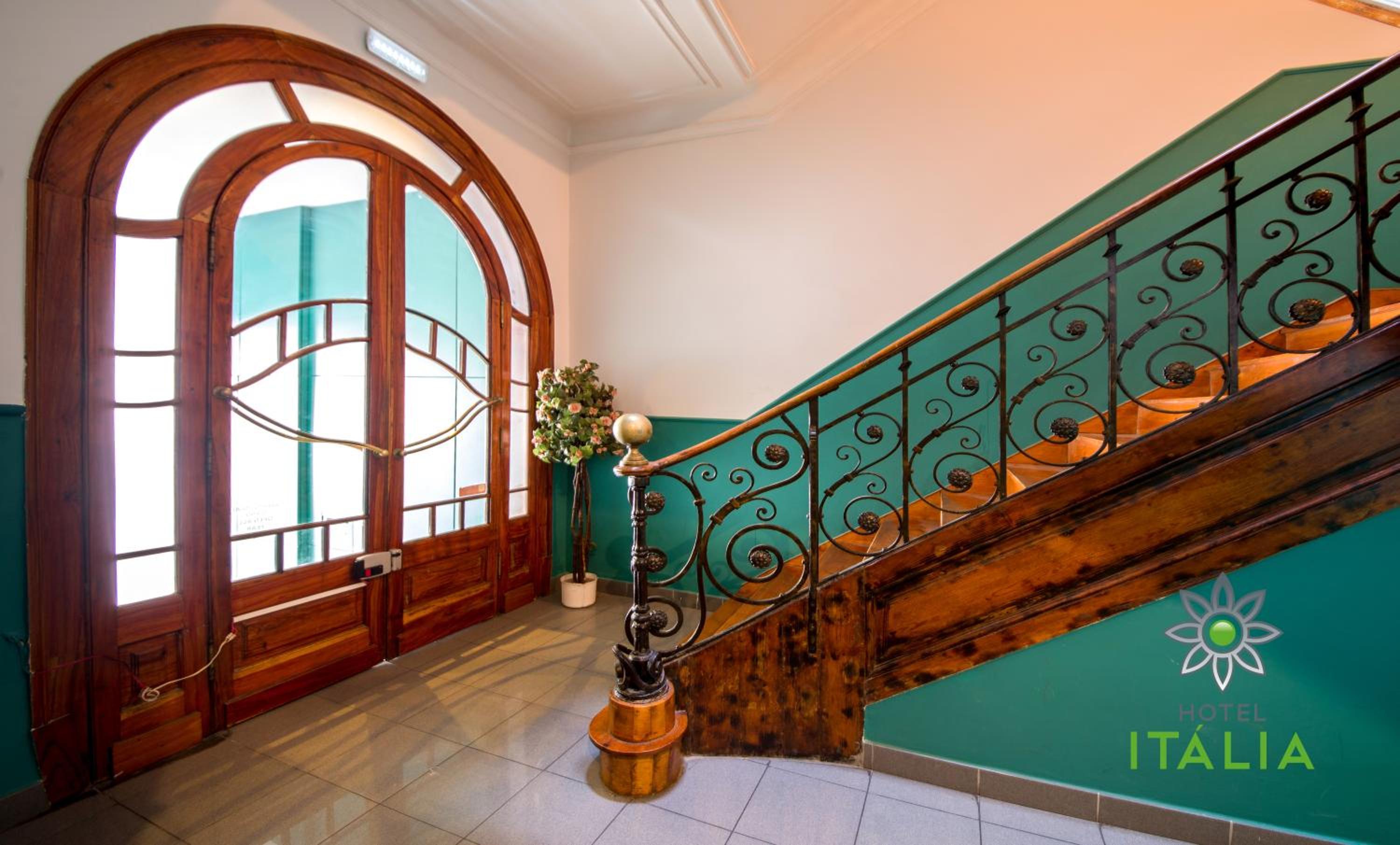 Hotel Italia 32/50