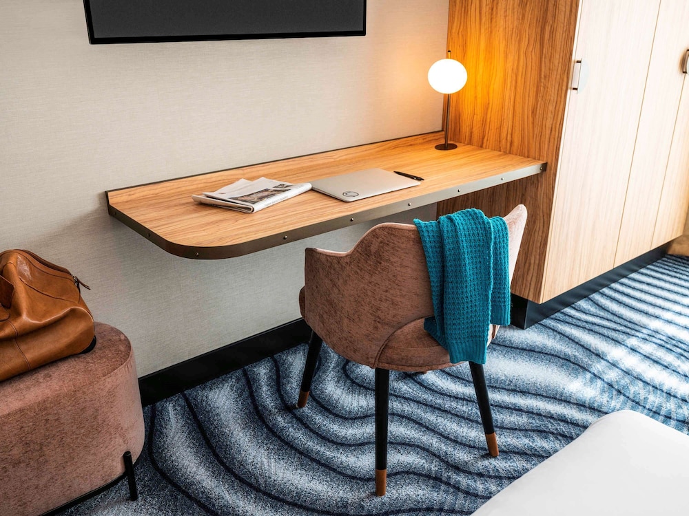 Mercure Amsterdam North Station 44/67
