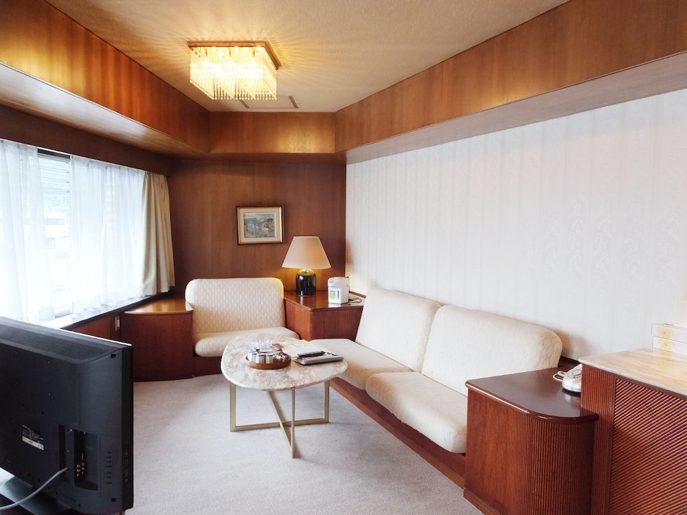Atami New Fujiya Hotel 42/60