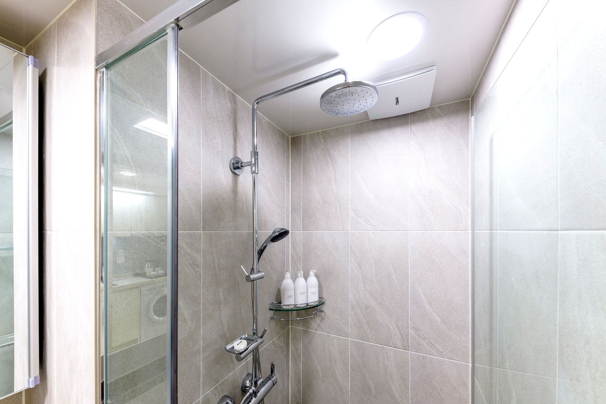 غرفة جونيور بسريرين مزدوجين بإطلالة على البحر، Shin Shin Hotel Seogwipo 6/6