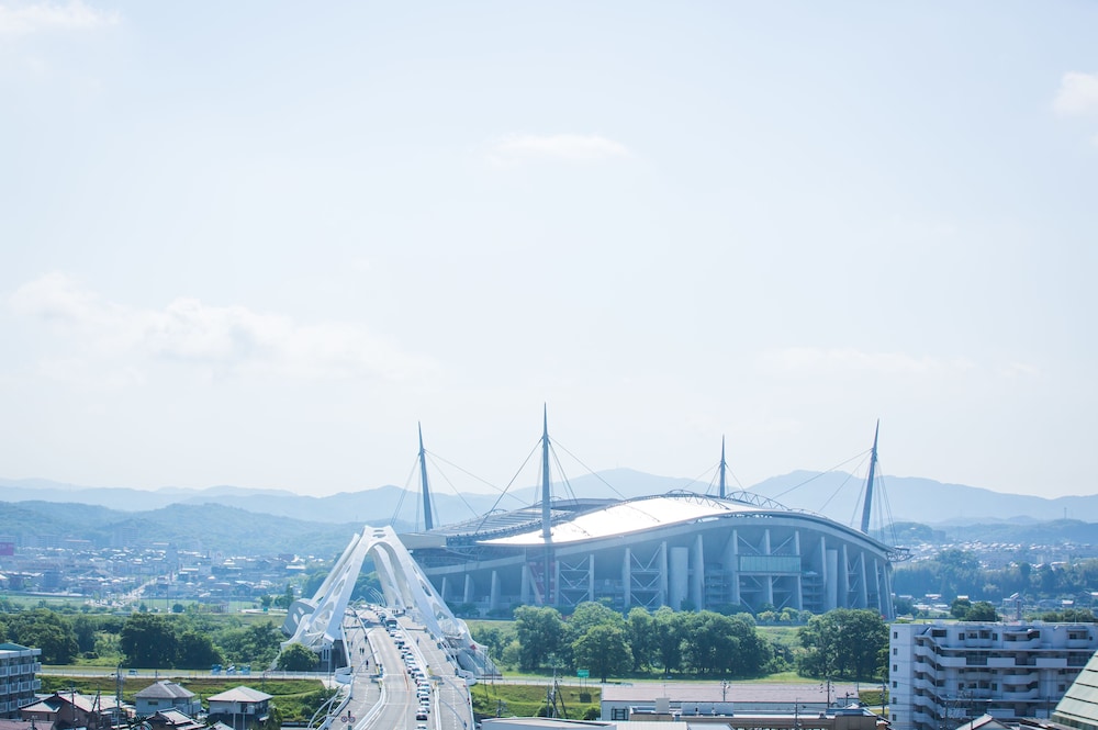 Toyota Prestige Hotel 7/17