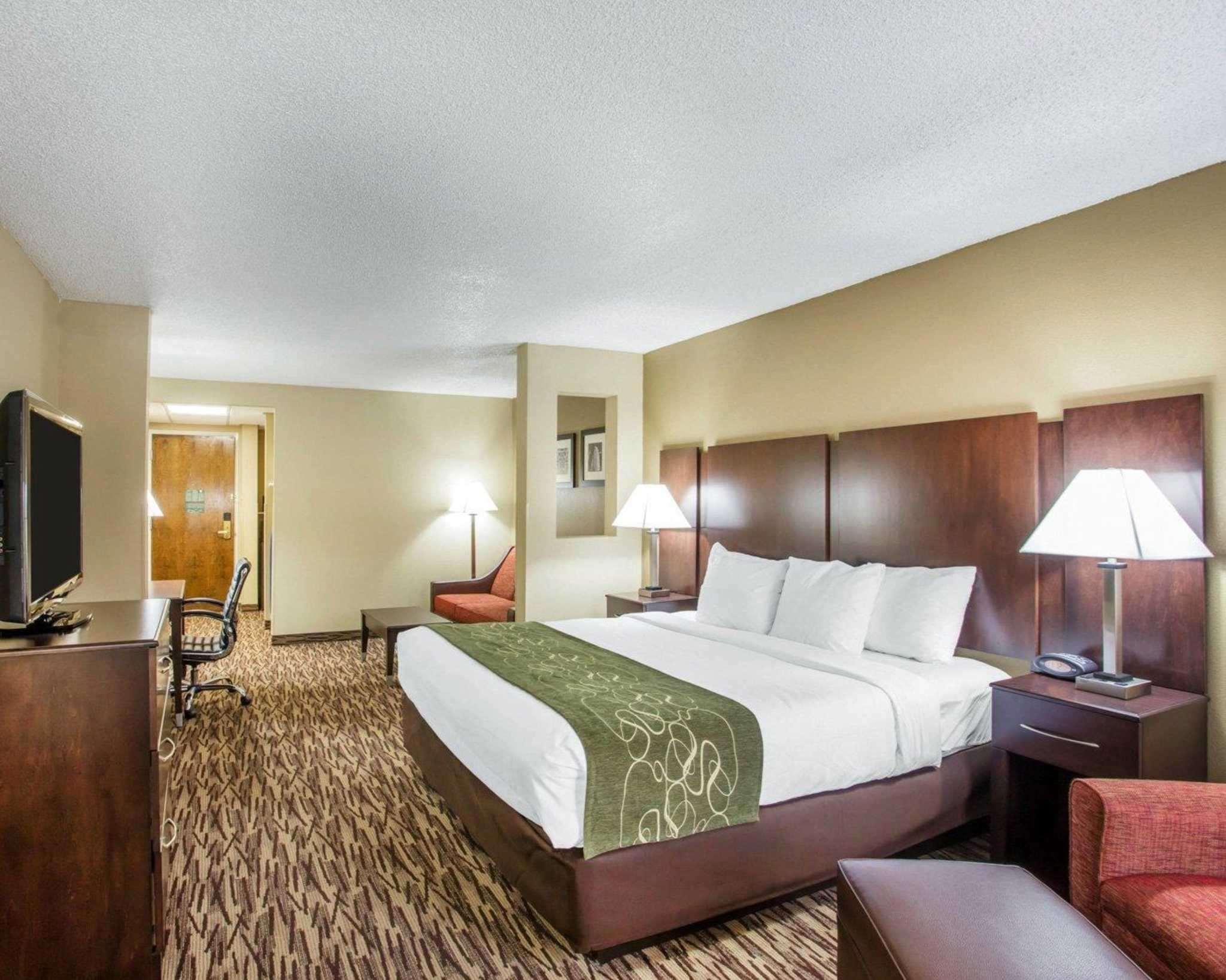 Upgrade, Suite, King Bed