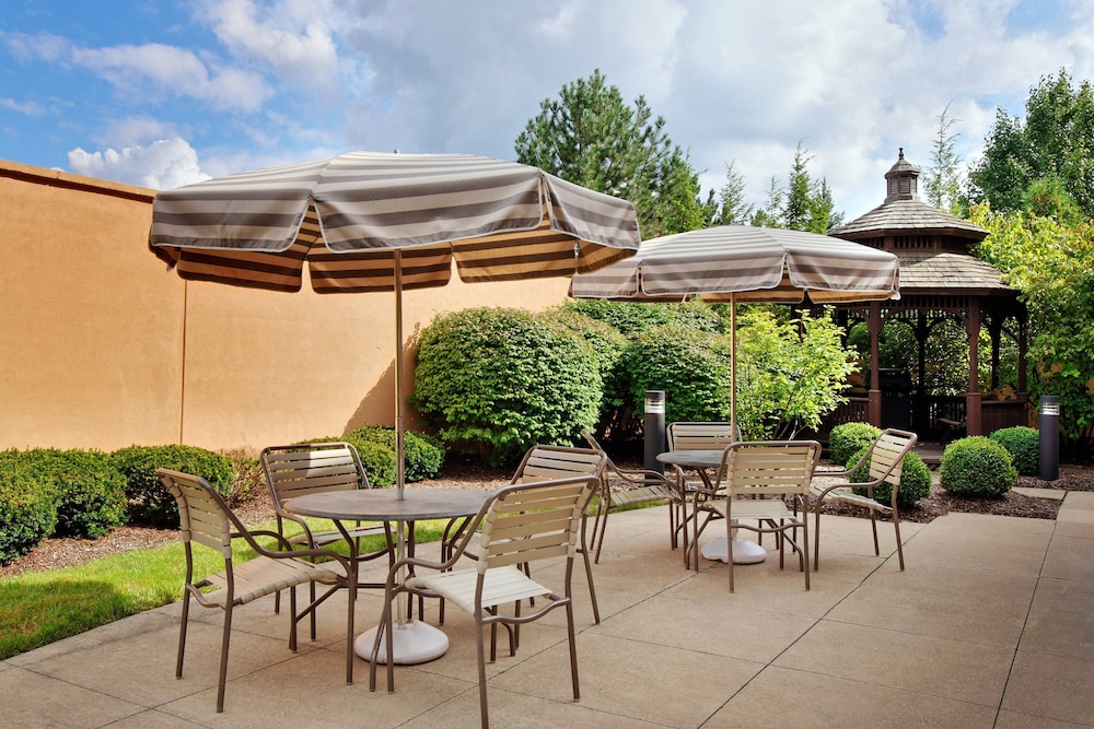 Courtyard Detroit Pontiac Auburn Hills 27/37