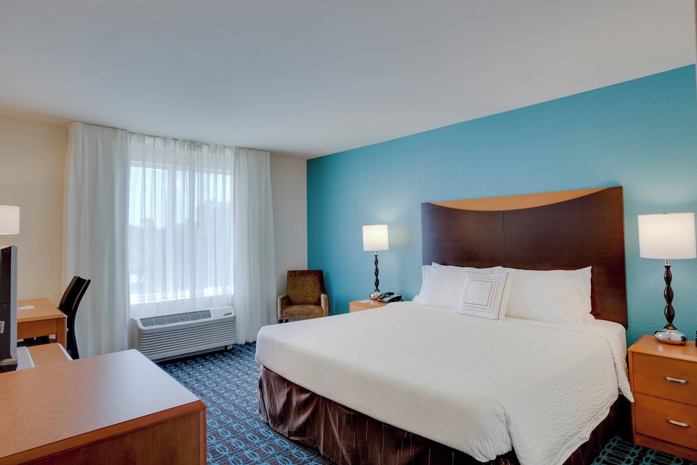 Fairfield Inn Suites Melbourne Palm Bay Viera 7/50