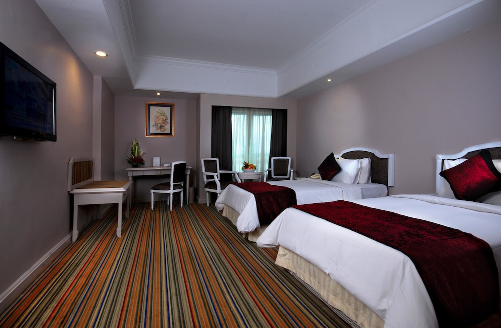 Berjaya Waterfront Hotel, Johor Bahru 24/64
