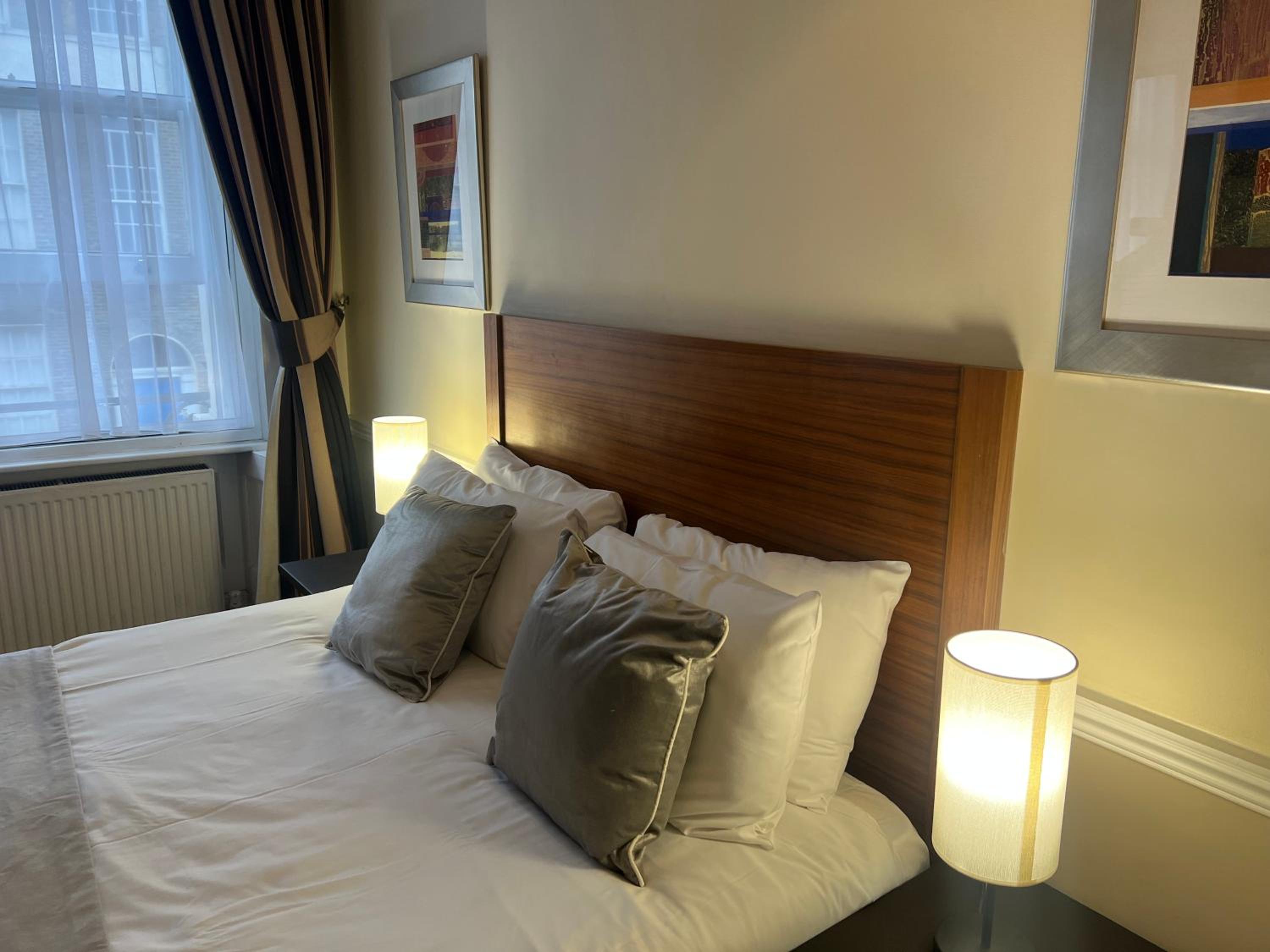 غرفة ثلاثية بسرير مزدوج، Hotel Cavendish 8/10