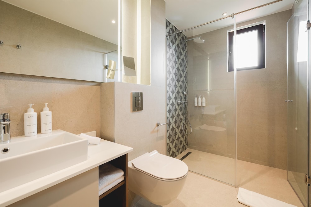 Radisson Resort Ruza Vjetrova 43/44