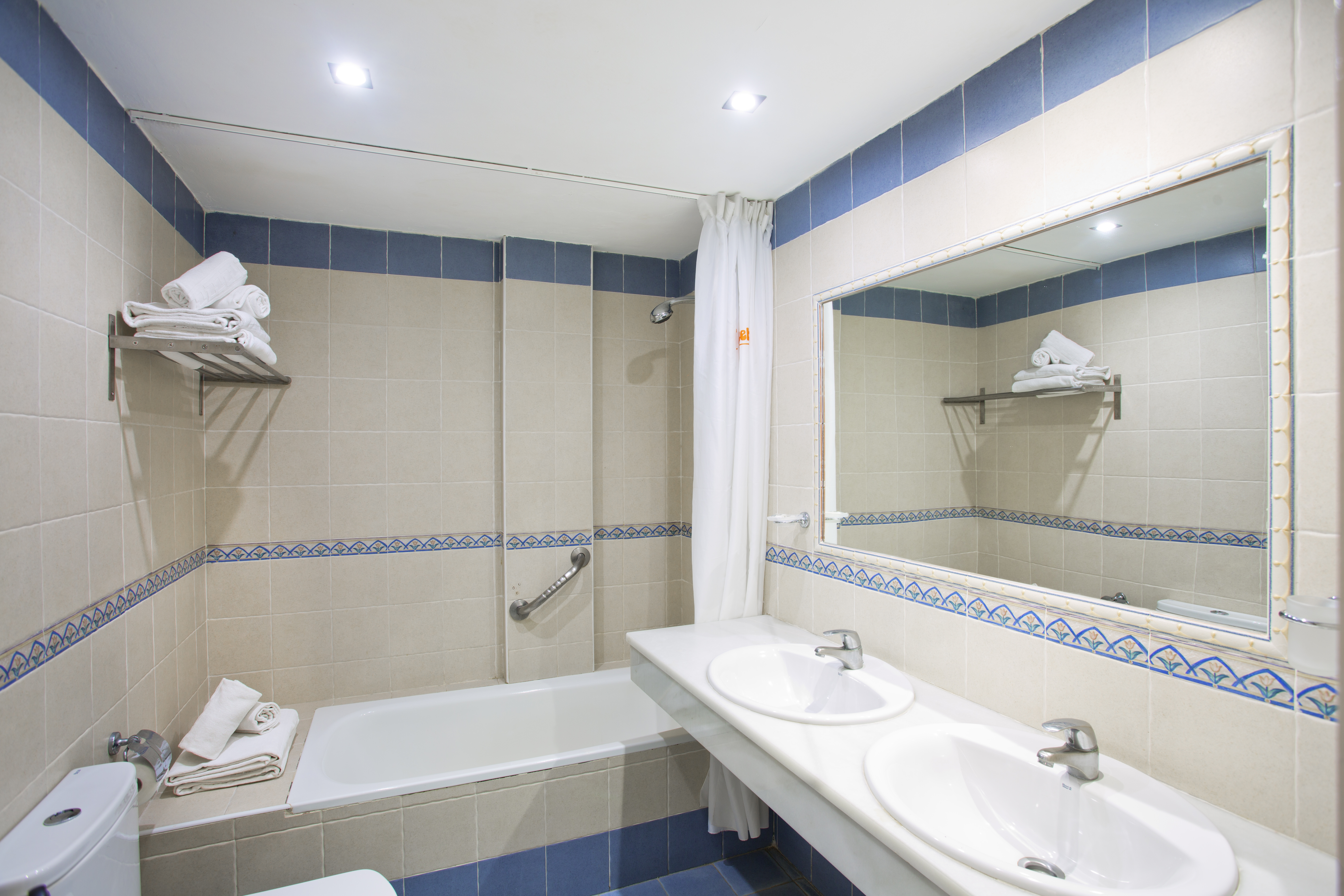Elite Apartments At Pueblo Evita 47/50