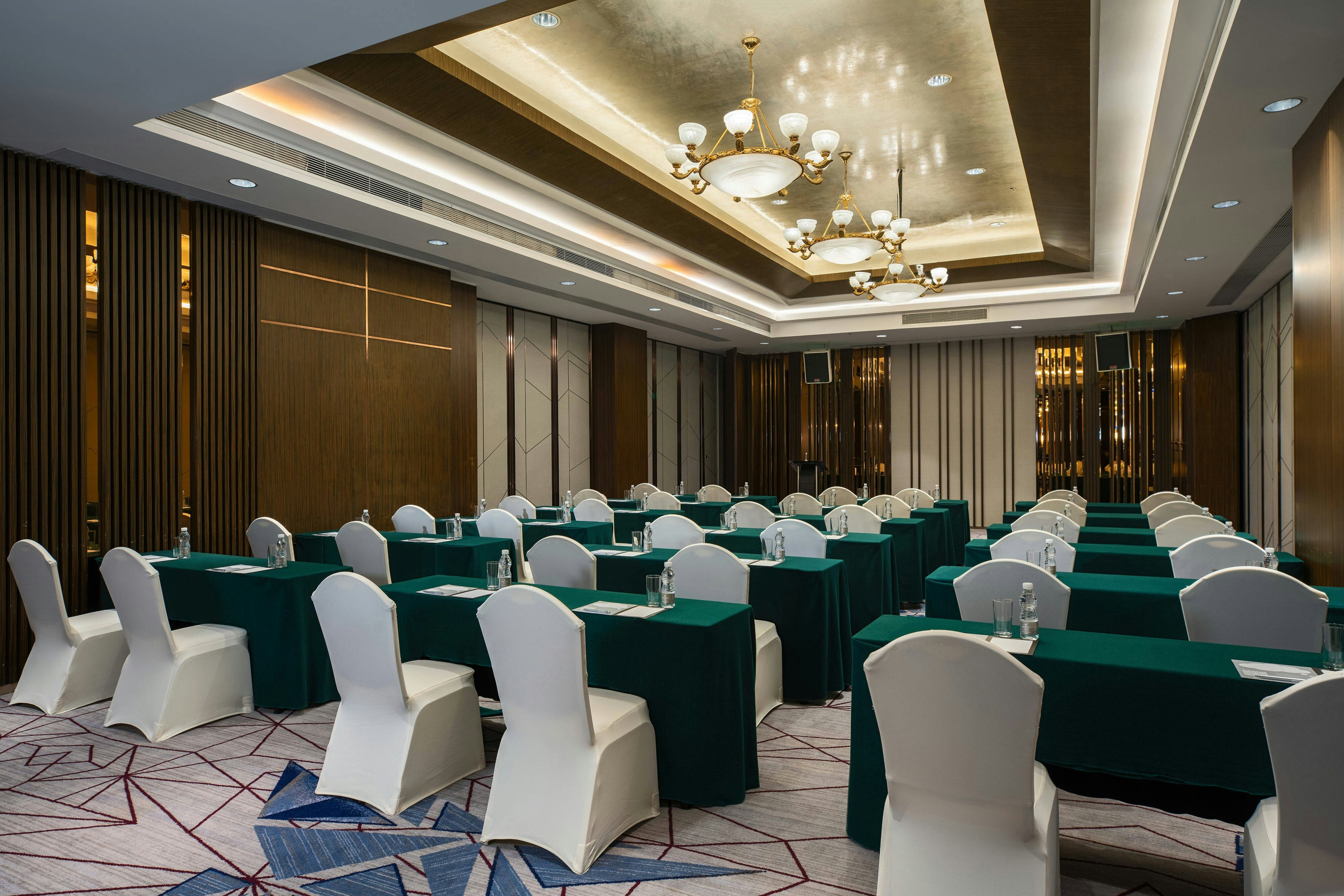 Renaissance Shenzhen Luohu 9/12