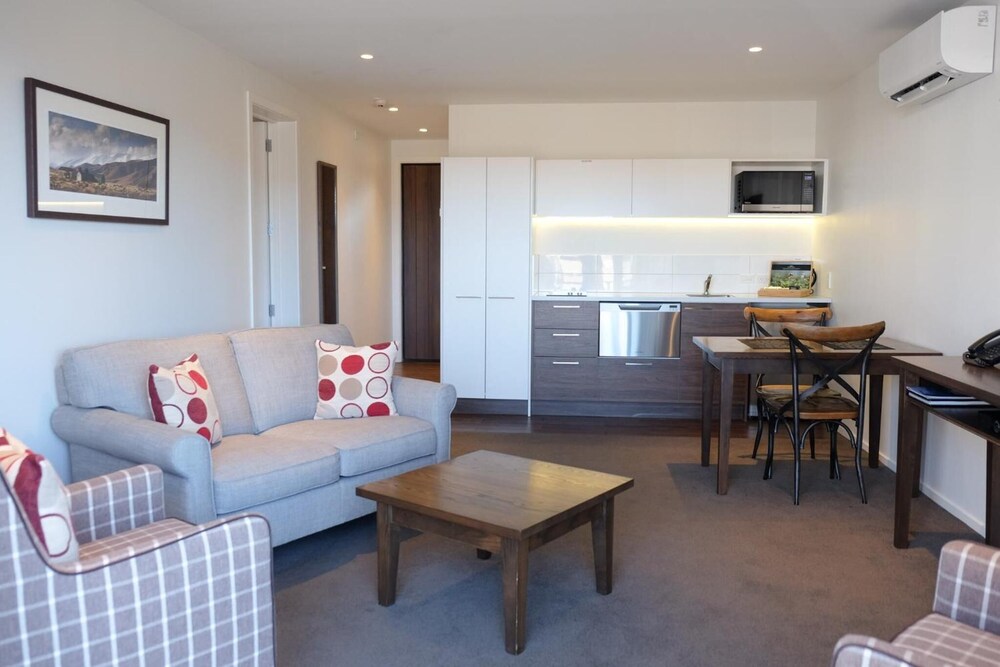 West Meadows Motel of Wanaka 37/50