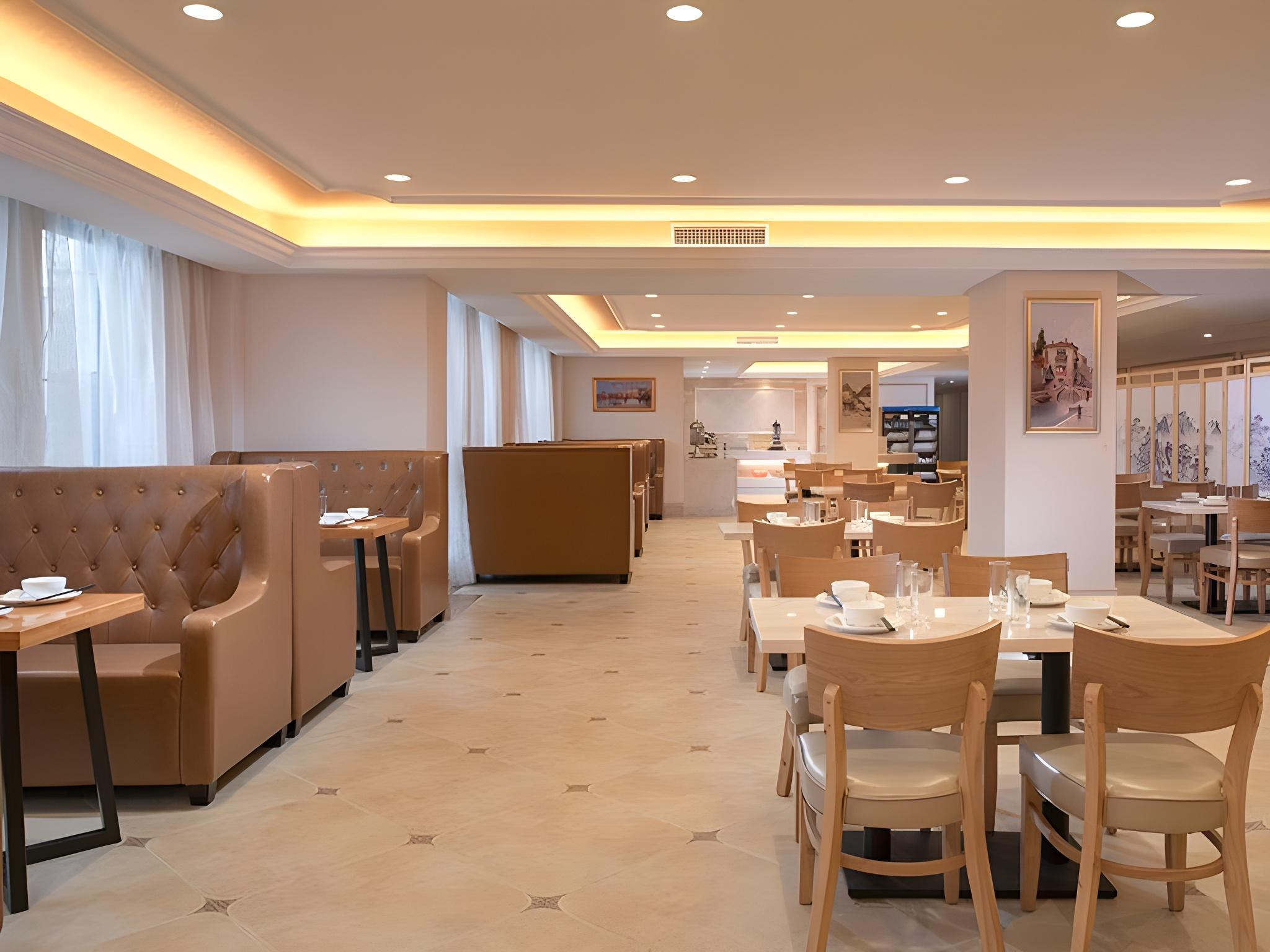 Vienna International Hotel (Ningde Wanda) 33/37