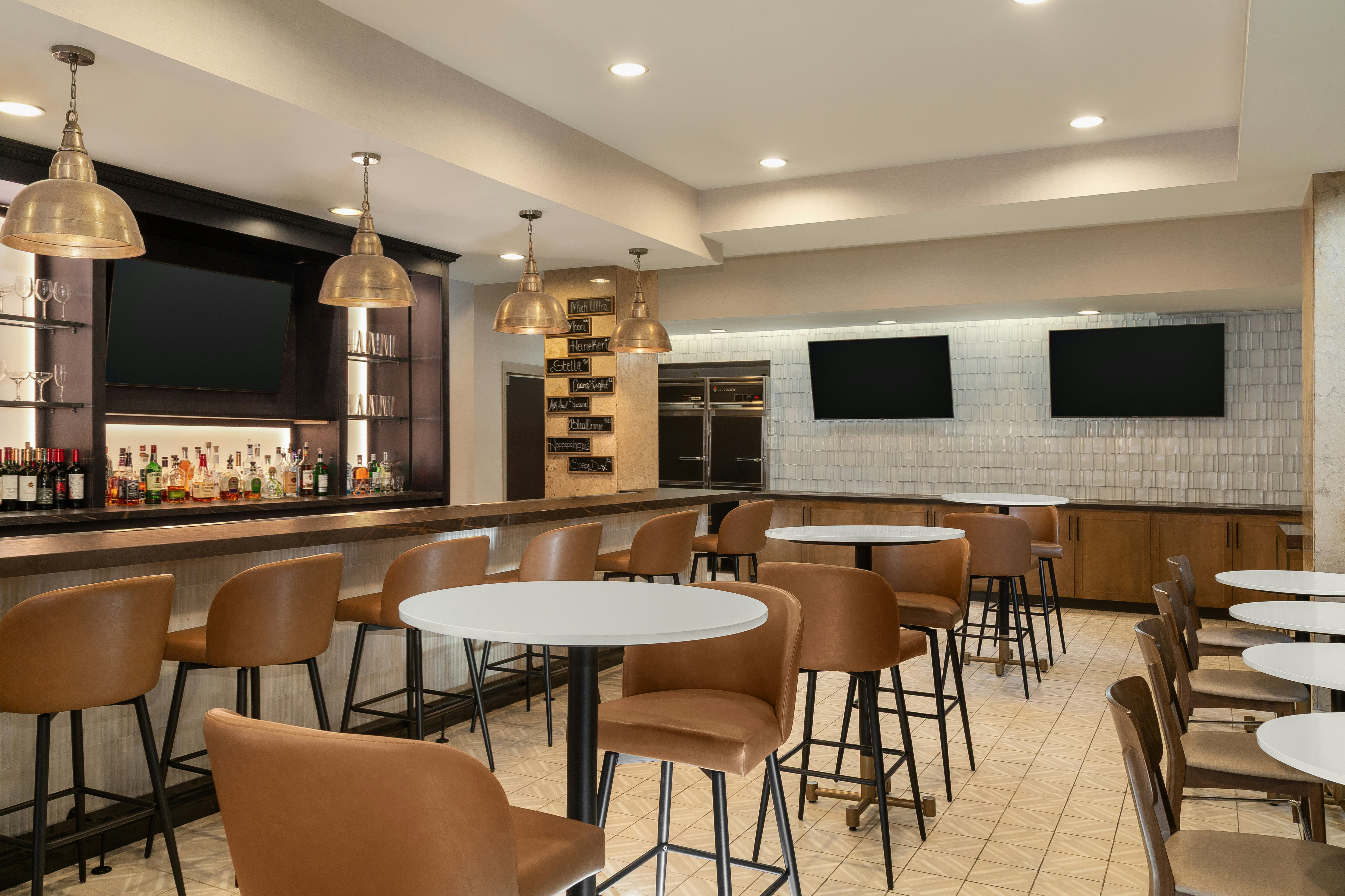 Hilton Garden Inn Indianapolis Downtown 17/24